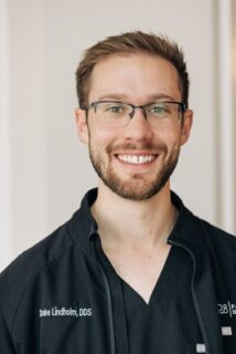 Dr Drake Lindholm